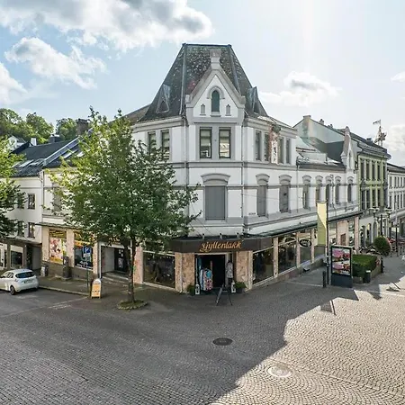 Apartament Penthouse In The Middle Of The Center - 5 Bedrooms - Inlcusive - Free Parking