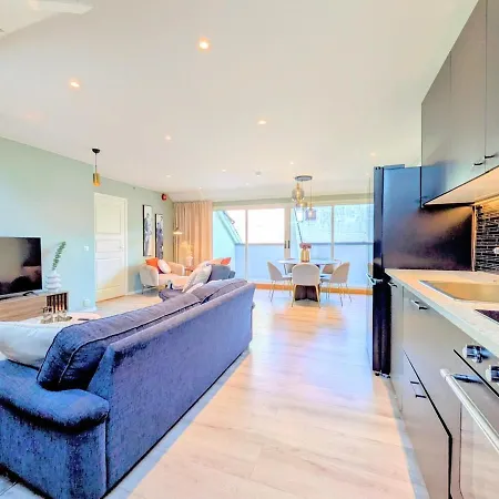 Penthouse In The Middle Of The Center - 5 Bedrooms - Inlcusive - Free Parking *