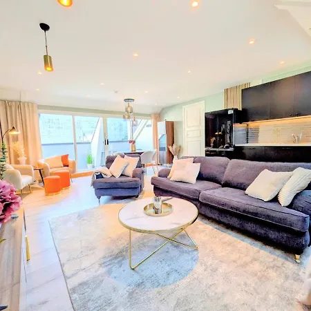 Penthouse In The Middle Of The Center - 5 Bedrooms - Inlcusive - Free Parking Skien