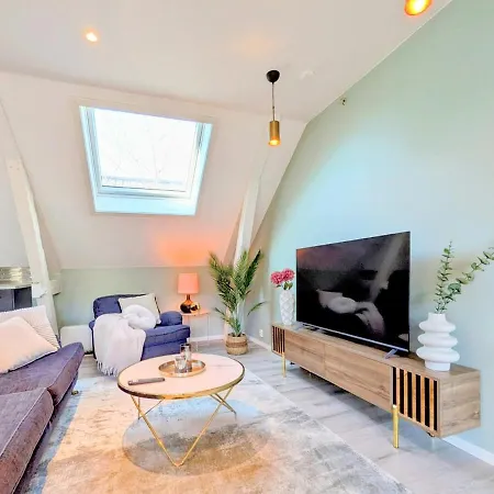 Penthouse In The Middle Of The Center - 5 Bedrooms - Inlcusive - Free Parking Apartament *