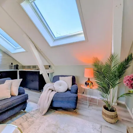 Penthouse In The Middle Of The Center - 5 Bedrooms - Inlcusive - Free Parking アパート